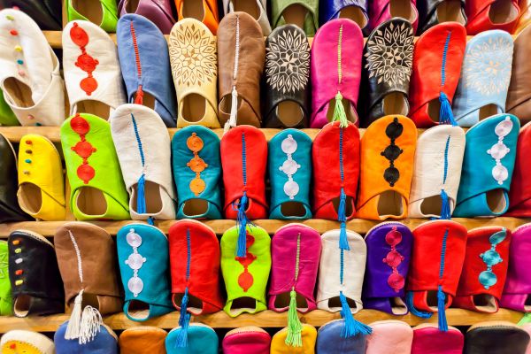 en-Marrakech-zoco-babuchas